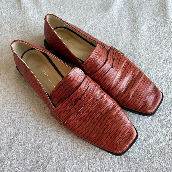UPDATED with current photos🩶 Intentionally Blank loafers size 9 (EU 39) - Picture 2 of 16